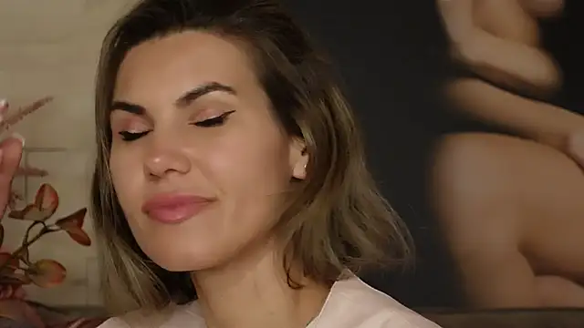 FeliciaKrige 在線直播表演
