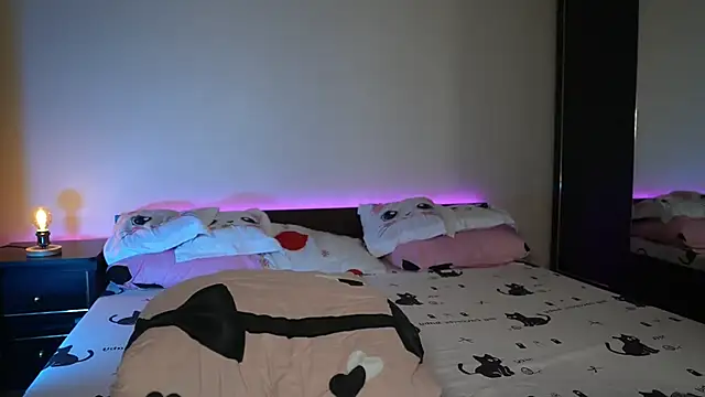 TiffanyPierce's Live XXX Chat