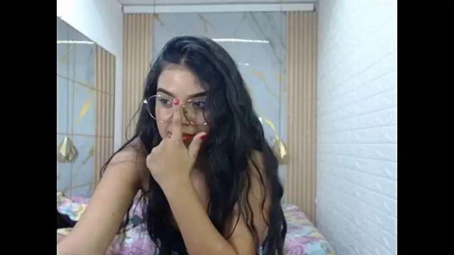 دردشة vanessa_f الجنسية المباشرة