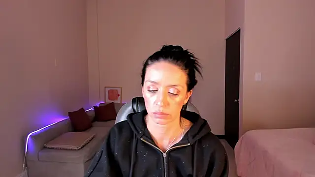 Kristen_Garner's Live XXX Chat