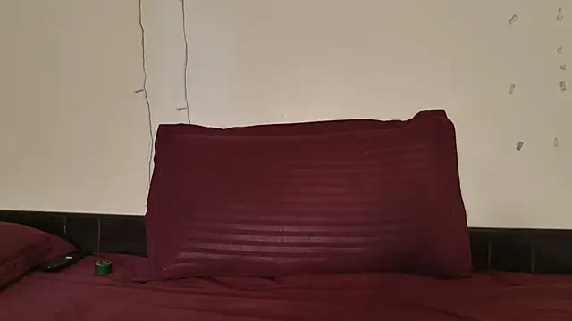 zuby_duby Show in webcam
