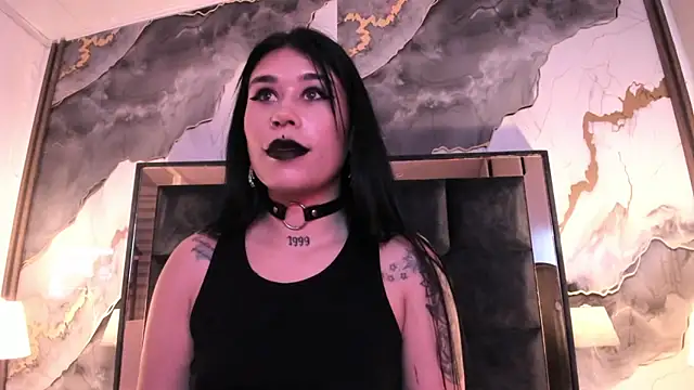 SusanVilla Adlı Modelin Canlı XXX Sohbeti