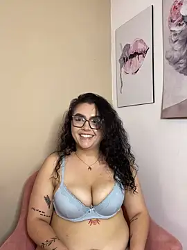 AlmaraRouge's Live XXX Chat