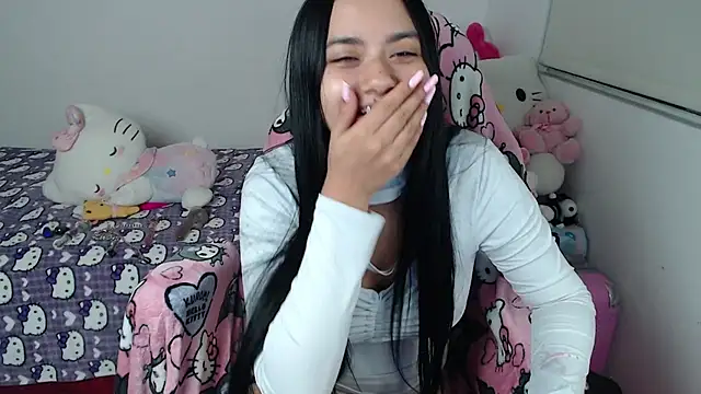 Chat +18 de kayla_k18 ao vivo
