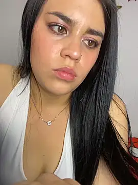 sophyy_white's Live XXX Chat