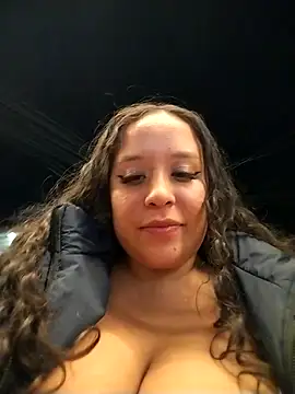 Chat XXX en directo de You-sexy-starr