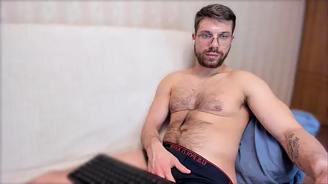 Tony_Wolf live XXX chat
