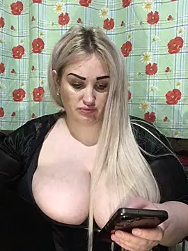 VikiiStoun live XXX chat