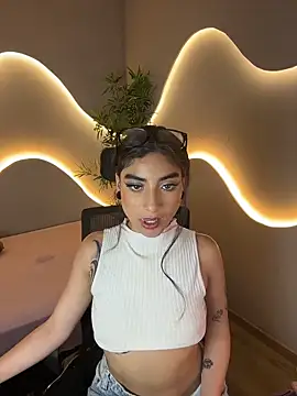 Chatroom XXX en direct de Emma_Lirys