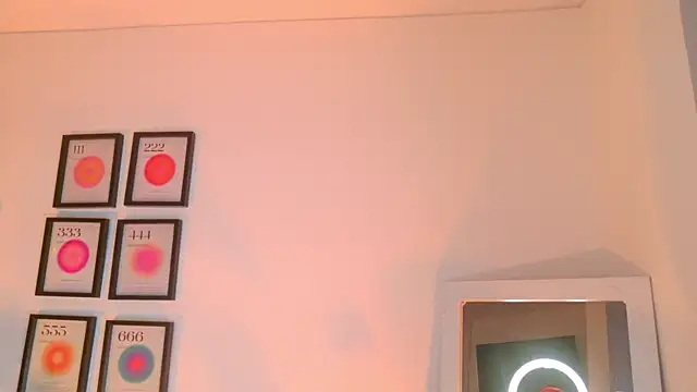 MelyTaylor_ 现场XXX聊天