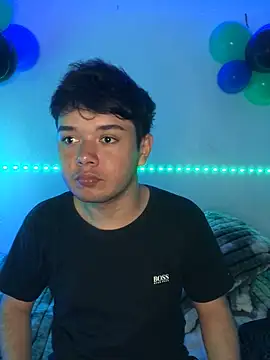 Chat XXX ao vivo de Kody_Royale