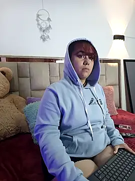 Chat +18 de AliceScoot_ ao vivo