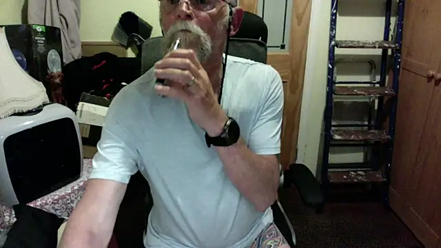 Moonraker64 Webcamshow