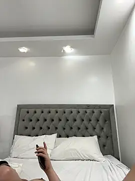 Webkamerová show tsvivianaxxxxxxxx