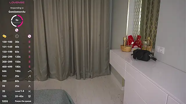 HannaHayles' Webcam Show