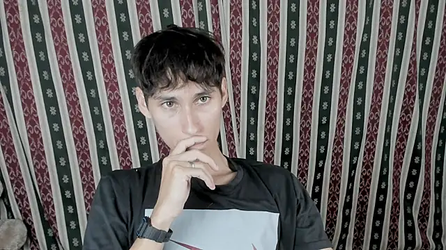Skinny_Sebas Webcam Show