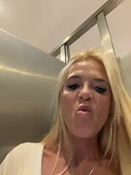 دردشة Reyna63 الجنسية المباشرة