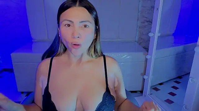 Steffany_v's Webcam Show