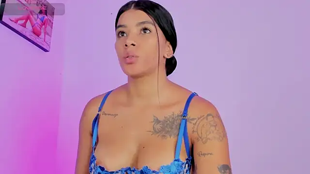 دردشة SelenaStonne الج نسية المباشرة
