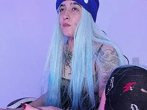 Czat XXX na żywo – sarah_benjjaminn