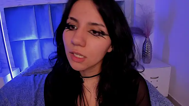 Chat +18 de HollyPeach ao vivo