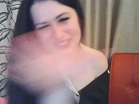 LadyOfMyDreams Adlı Modelin Canlı XXX Sohbeti