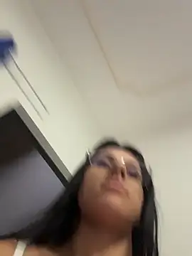 agata-lindinha's Webcam Show