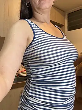 Chat +18 de natalie_cowens ao vivo