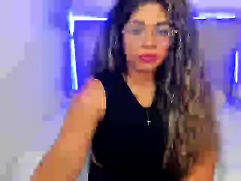 Mavlatin22's Live XXX Chat