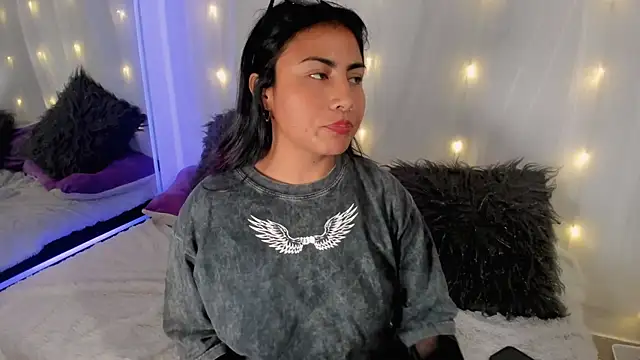 Olivia_Morrys Live XXX-Chat