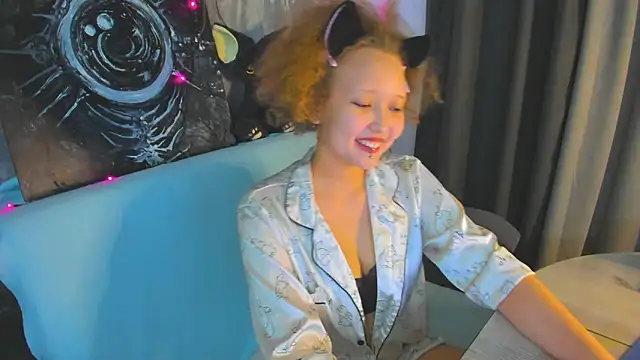 Chat +18 de Senya_Sol ao vivo