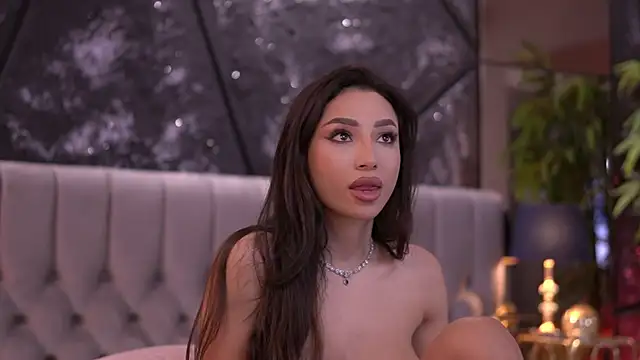 XXX chat uživo modela GinaValentinna