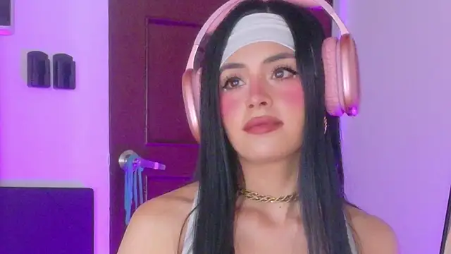 SaritaBratz live XXX chat