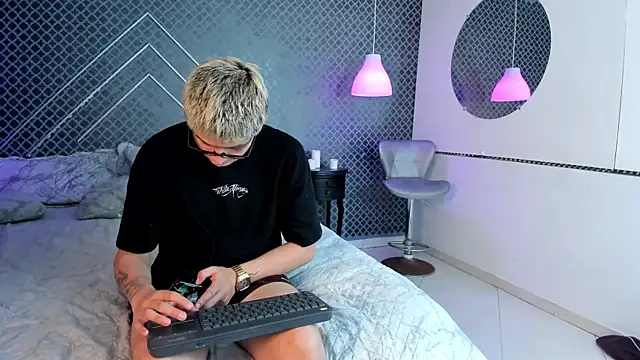 Evie_demn ওয়েবক্যাম শো