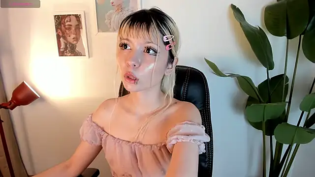 Laukyubey1 Live XXX Chat