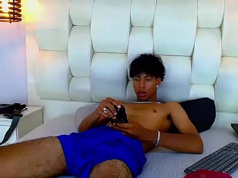 Chatroom XXX en direct de Maylo_0
