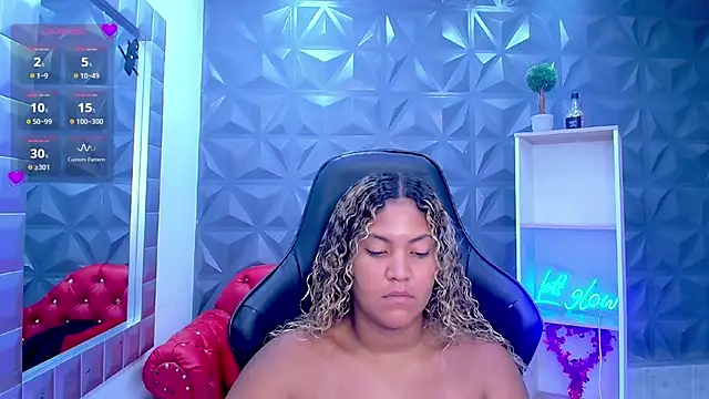 Cristal_War Adlı Modelin Canlı XXX Sohbeti