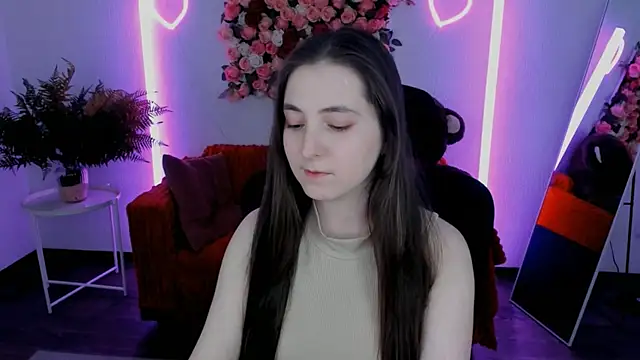 VirtuallVoyant Chat XXX live