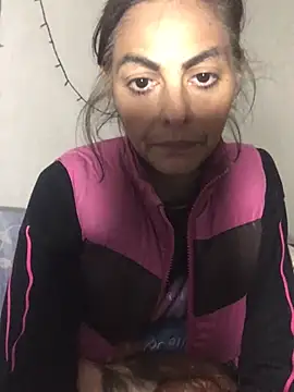 Chat +18 de ChantalXOrchid ao vivo