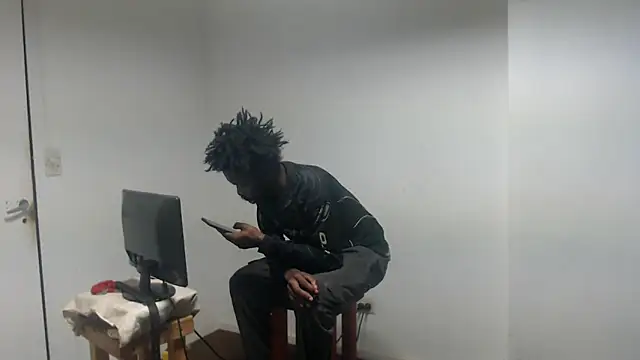Mastertopdome's Live XXX Chat