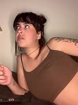 ninapellegrini17 Webcam show