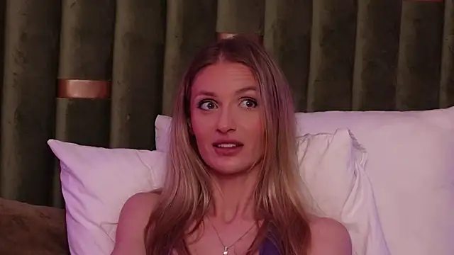 Chat +18 de AmeliaAngel ao vivo