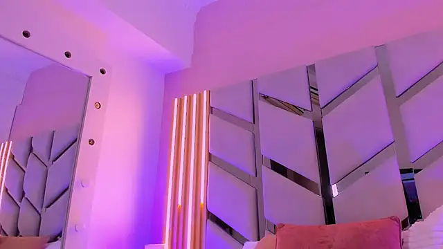 Samantha-Pardon Live XXX chat