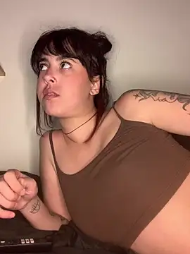 ninapellegrini17 Webcam show