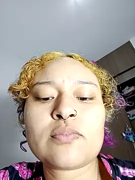Ari_vibesX's Live XXX Chat