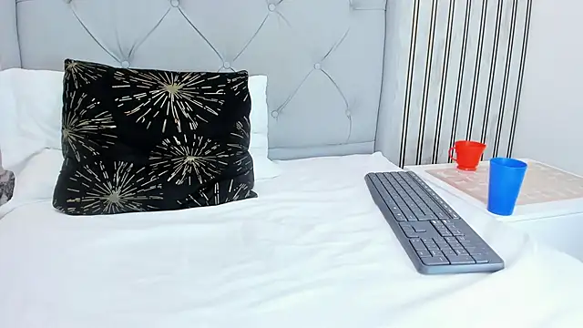 MILEY_JOAS2n Live XXX chat