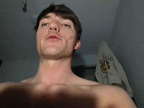 Pokazy przed kamerką – HornyKing2969