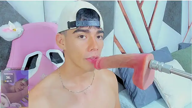 Alejandro_karter18 现场XXX聊天