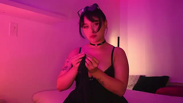 Gloomydoll's Live XXX Chat