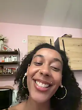 Show modela MiriamWeber na web-kameri